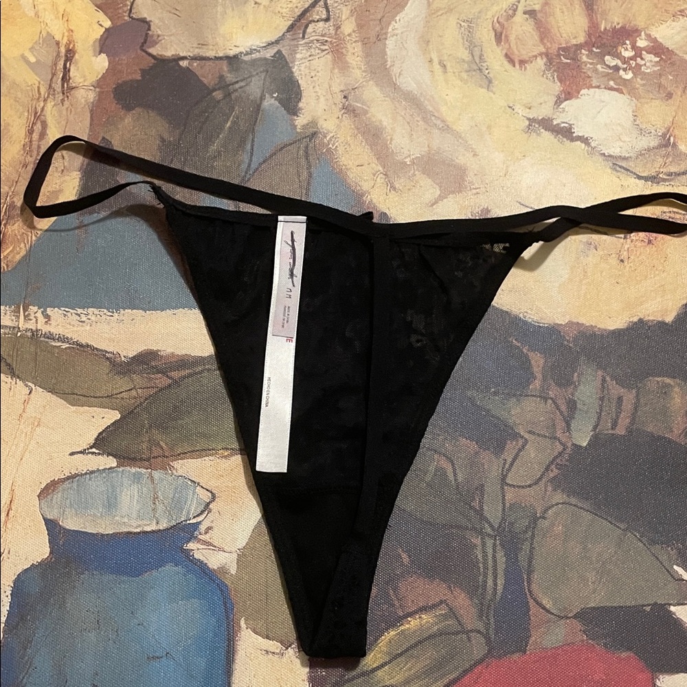 G String - Picture 3 of 4